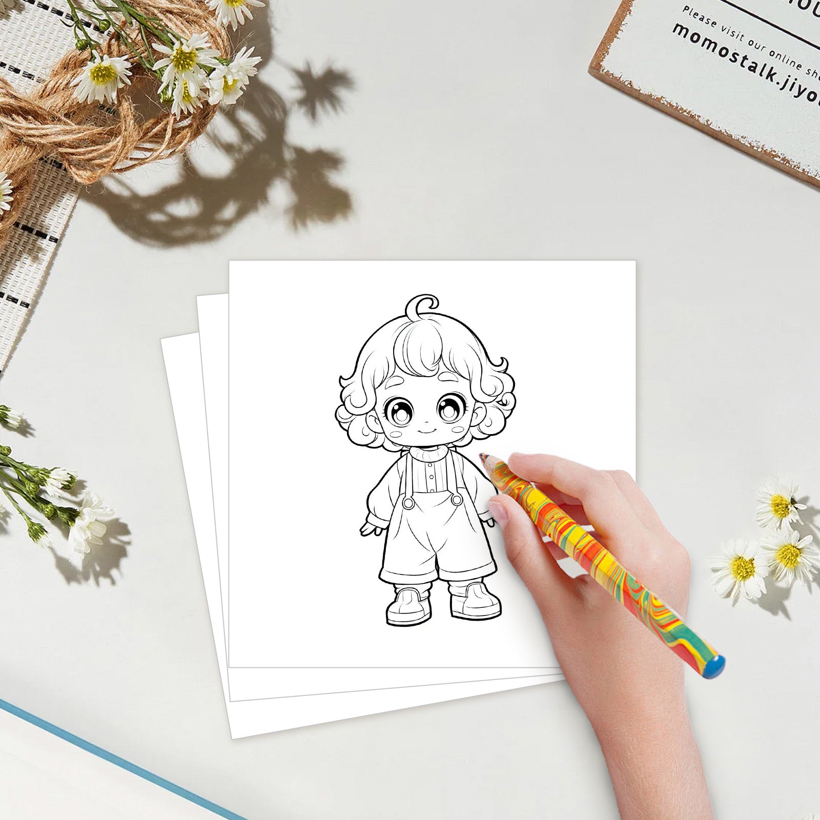 LooYee 40 Pack 12" X 12" Mat Board，Cuttable White Thick Backing Board, Suitable For DIY Photo Frames,  Graffiti Drawing Board，Art Mats, Printed Materials, Images